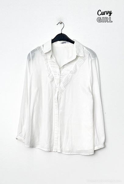 Immagine di CURVY GIRL SHIRT PLAIN WITH LACE